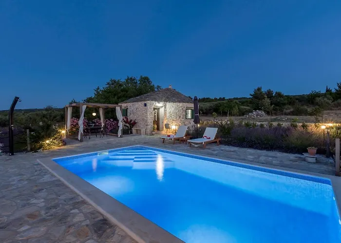 House Magical Island